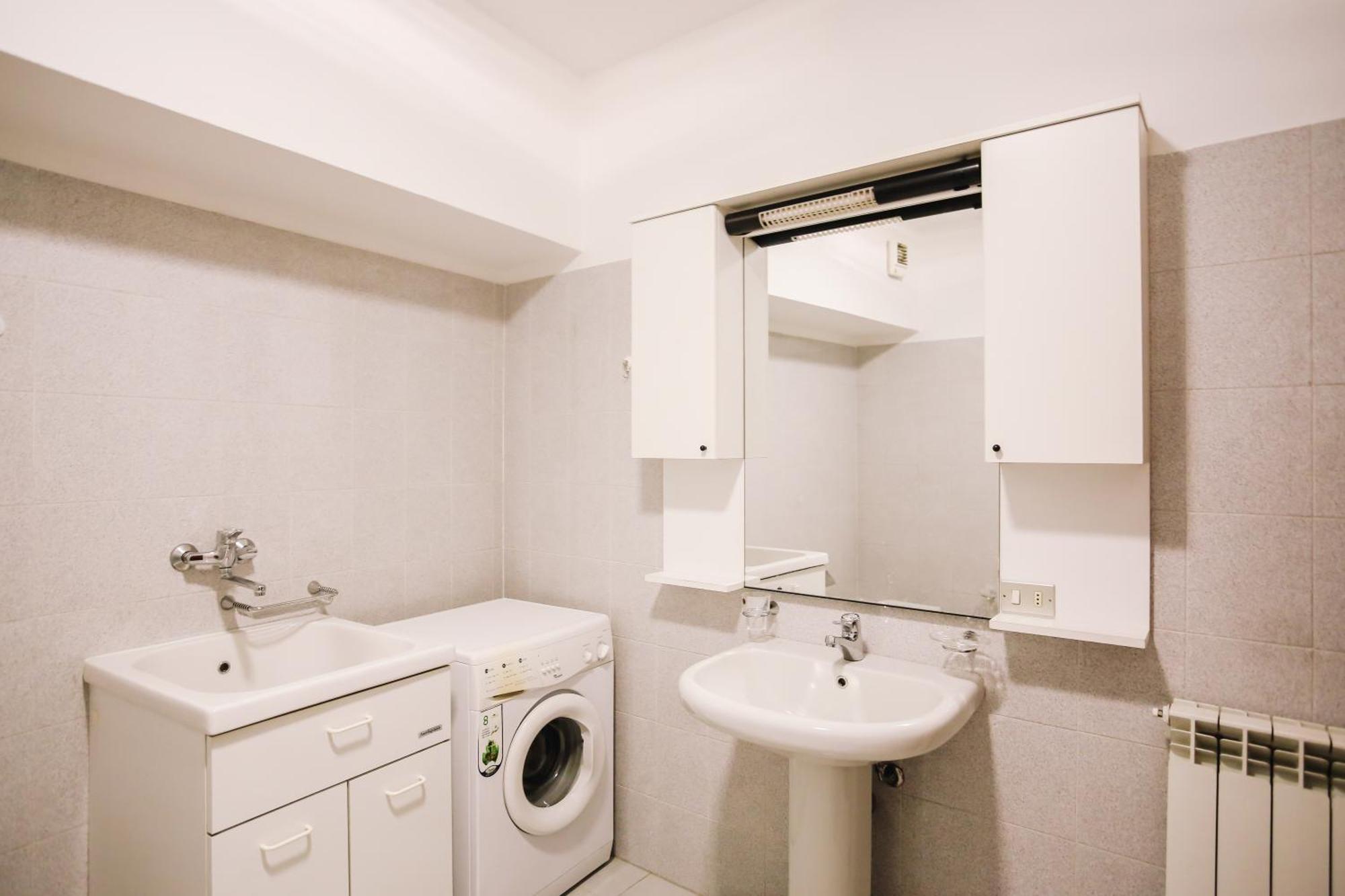 Flat Mazzini 6 Apartment Alzano Lombardo Exterior foto